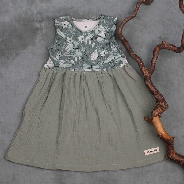 Ärmelloses Kleid Gr. 86