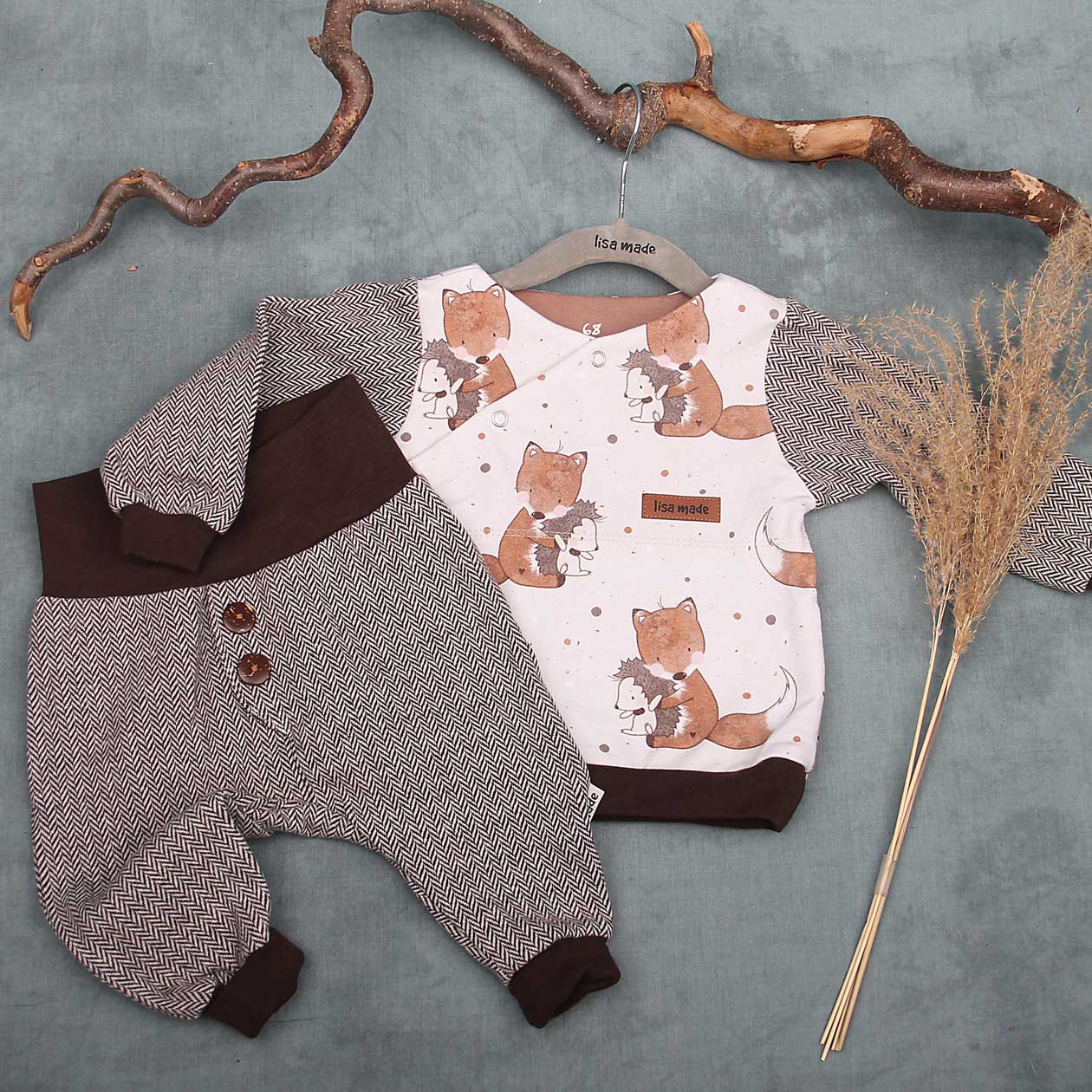Set aus Sweater und Hose Gr. 68